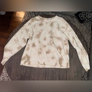 Womens Old Navy Cream and Tan Tie-Dye Top size large crewneck